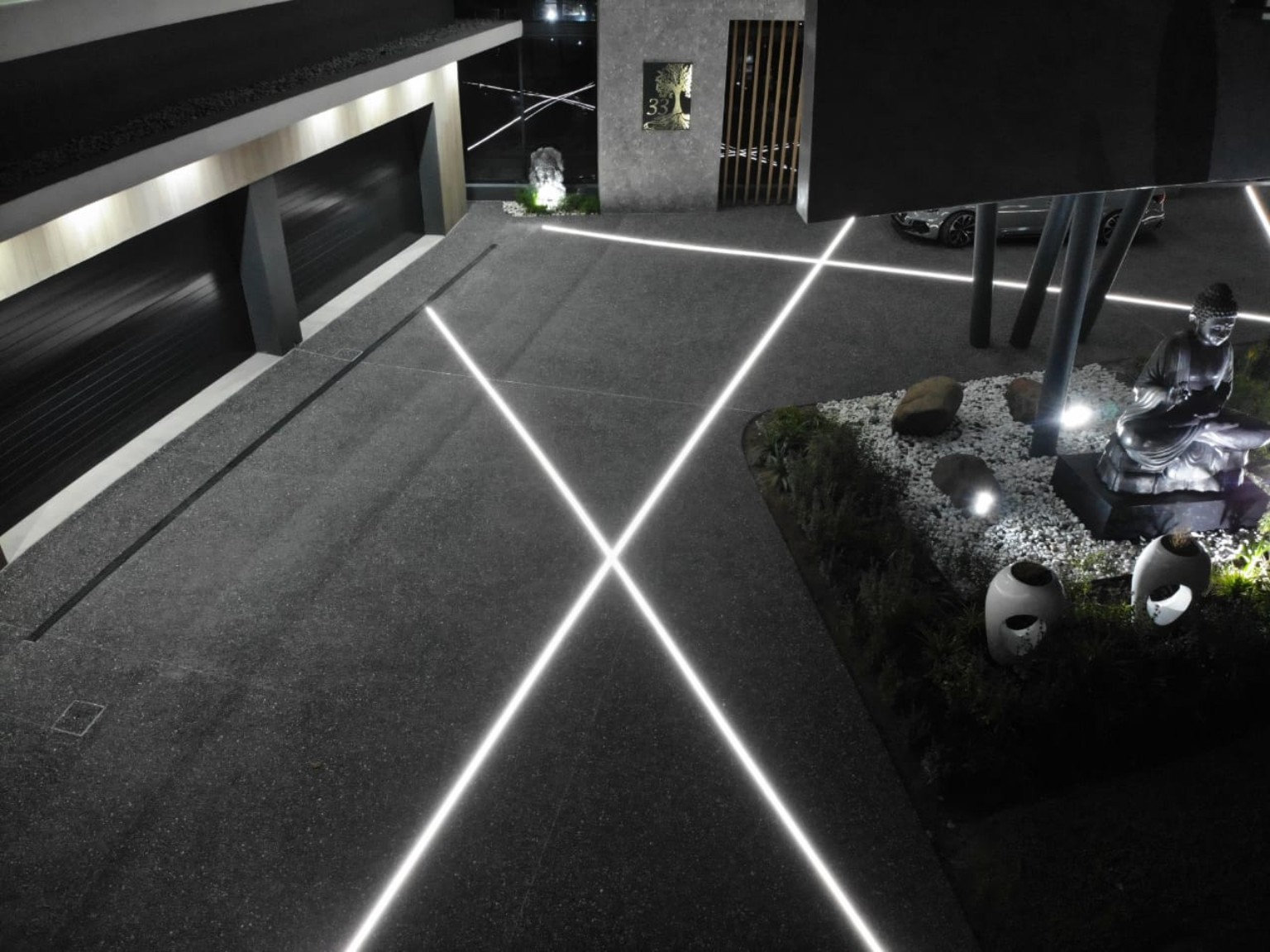 FAFU driveway feature lighting