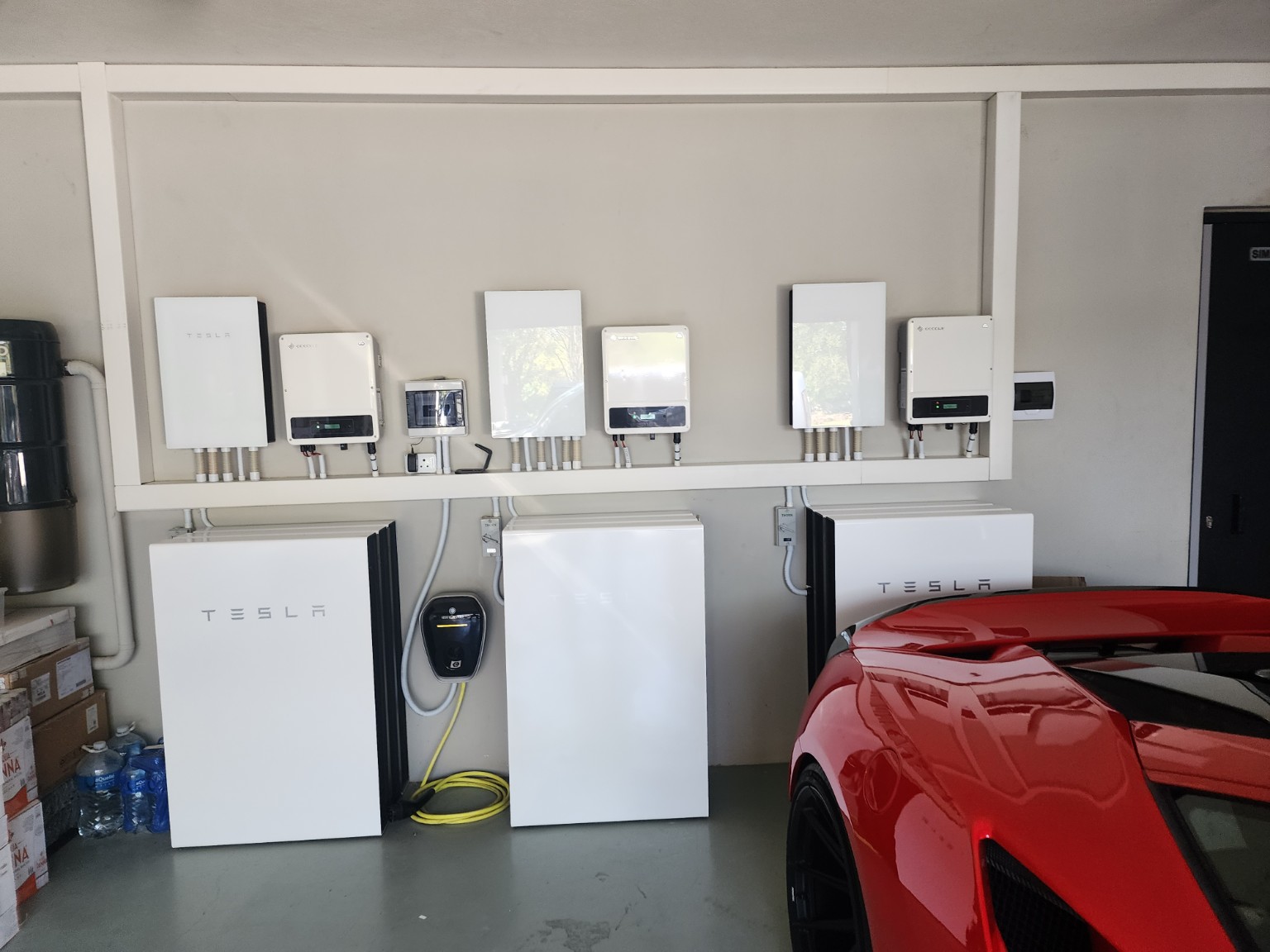FAFU Tesla battery storage installation