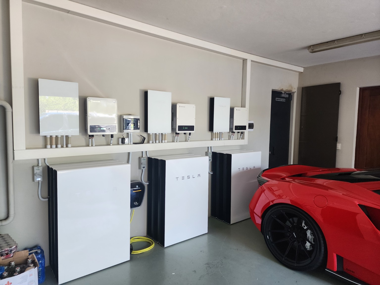 FAFU Tesla battery bank and controls